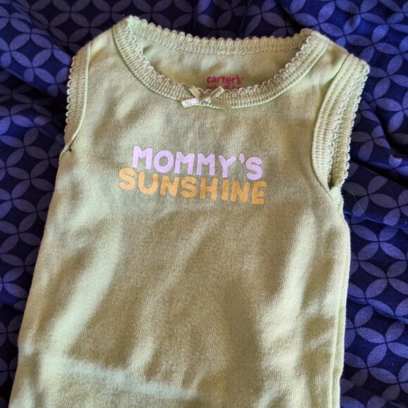 mommy's sunshine onesie - Picture 3 of 7